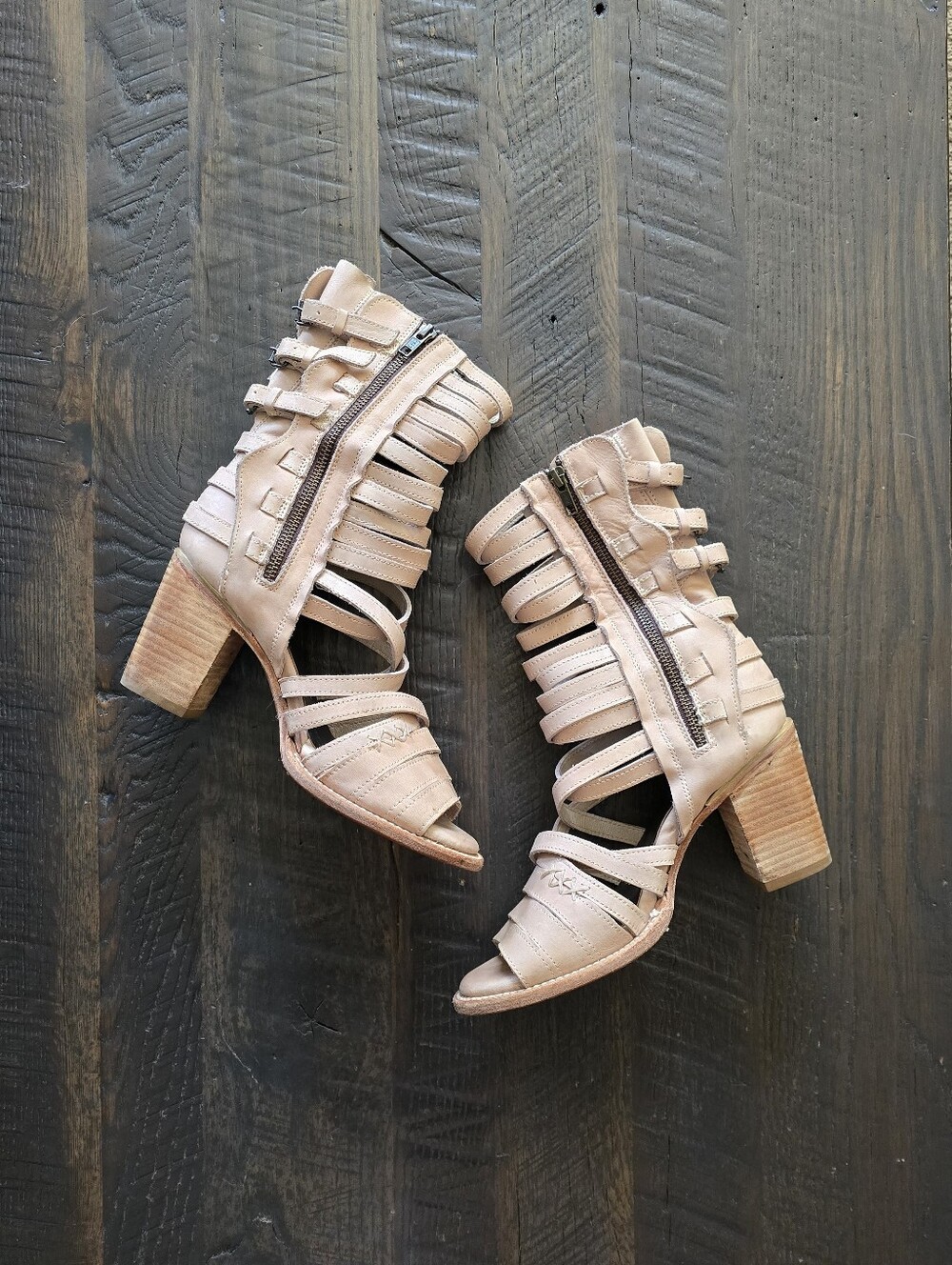 Freebird by Steven Makayla Blush Strappy Cutout Block Heel Boots Size 9